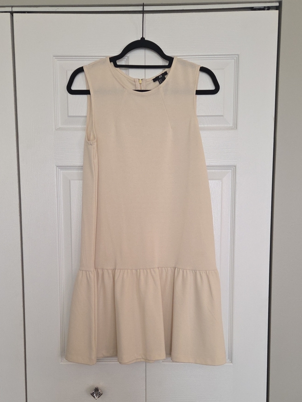 H&M Cream Sleeveless Drop-Waist Mini Dress